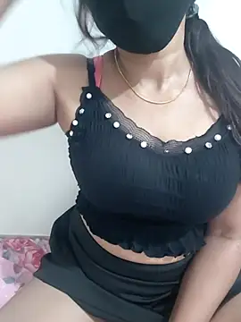 Aarti909090 webcam