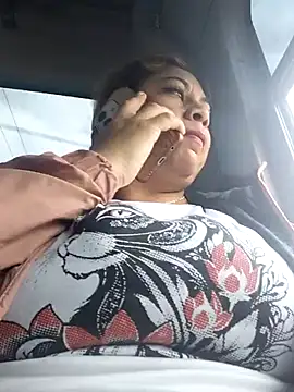 Laura-Hernandez webcam