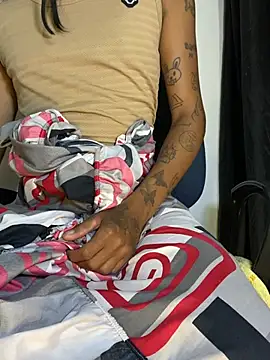 DOLL_CUMSHOT webcam