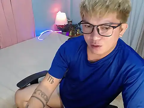 Fuckboii_intown webcam
