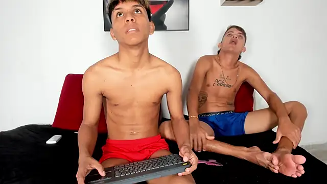 tyler_twink_boy webcam