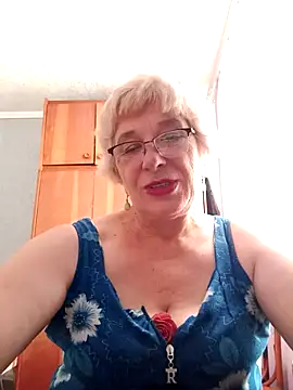 52MiaLove02 webcam