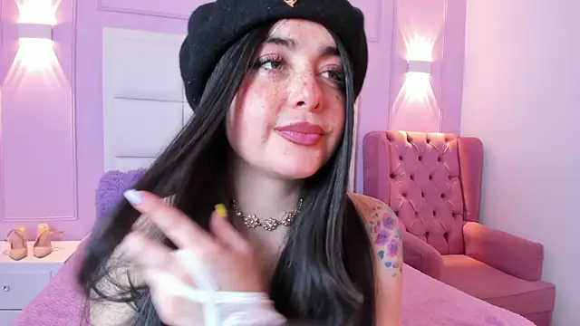 Ashleypetit webcam