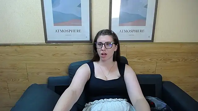 LilianaShine webcam