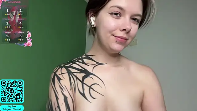MadalynNosel webcam