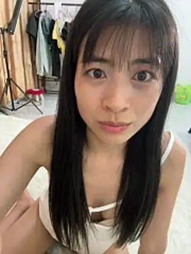 yiyiya520 webcam