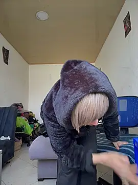 MARILYNKOVANOVA webcam