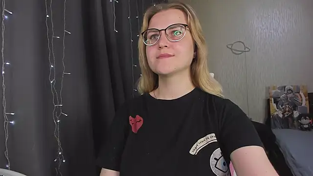 MissBrightShine webcam