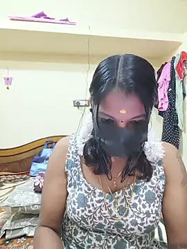 Tamil_Ishu live cam on StripChat