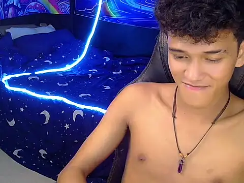 hugekenbigcock webcam