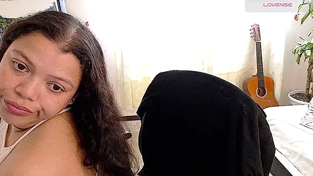 Amanda_sweet live cam on StripChat