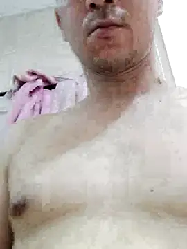 MrSecretSuit webcam