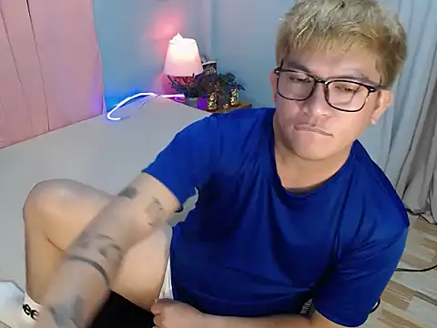 Fuckboii_intown webcam
