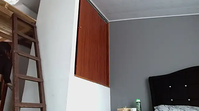 Emilia_1995 webcam