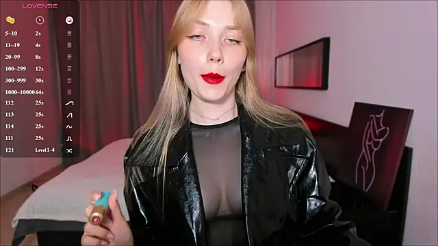 DakotaMabs live cam on StripChat