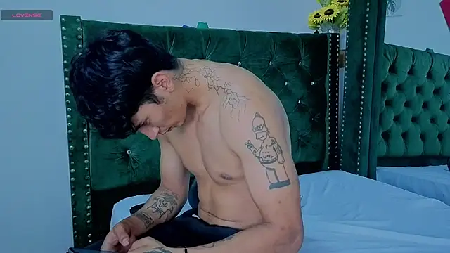 Zayn_Moretti webcam