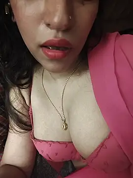 Lavanya_sexyy live cam on StripChat