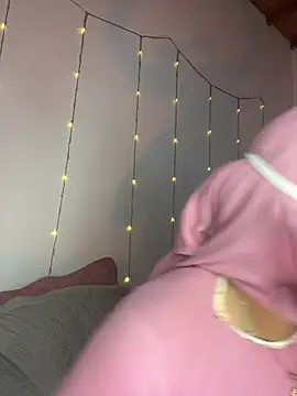 Maisa_issa live cam on StripChat