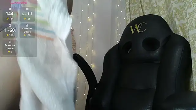 shantala_krisha webcam