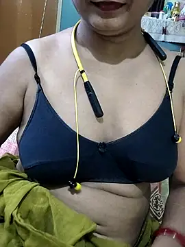 yoursweety09 webcam