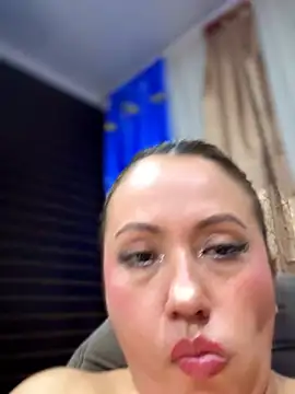 VIOLETA-25_ webcam