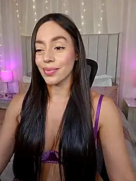 Amara_Black webcam