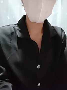 Yui-Chen live cam on StripChat
