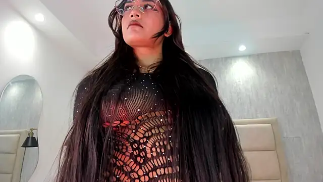 Lilith_Russoo webcam