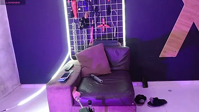 Slave_Melany_bdsm webcam