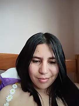 Cata_black live cam on StripChat