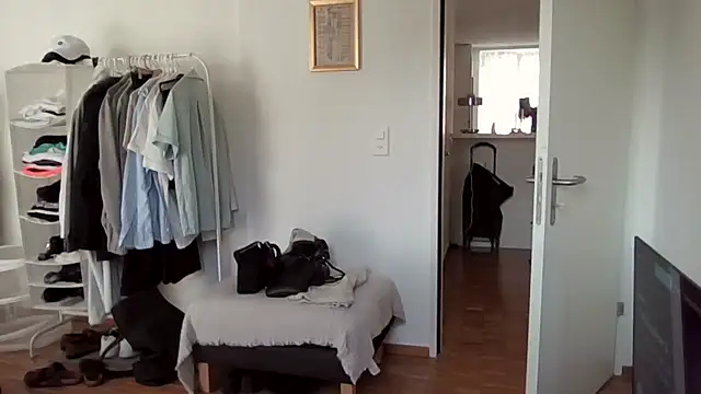 Thomster72 webcam