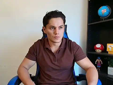 Erick_Wallace live cam on StripChat