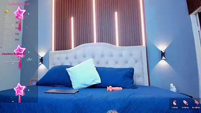 Mikaela_petite18 webcam