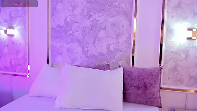 amber_piercee webcam