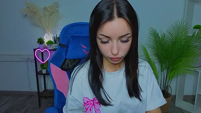 MayaPratt webcam