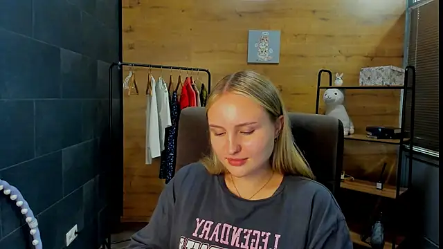 AnaaHunter webcam