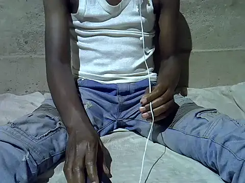 hornyboy224445 webcam