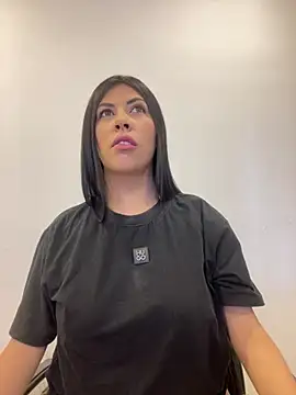 Alanna_atm_ webcam