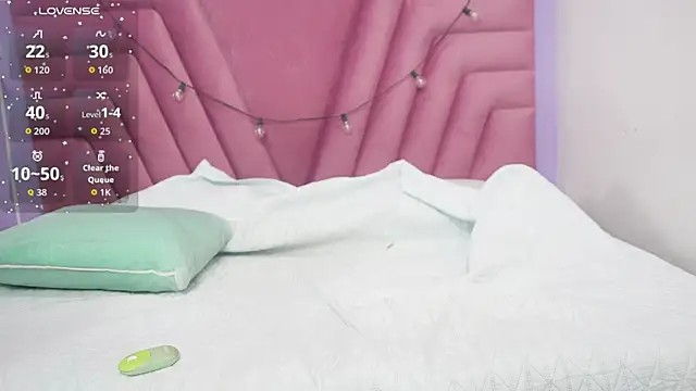 hornybarelylegalgirl webcam