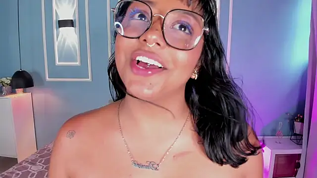 isabella_zc webcam