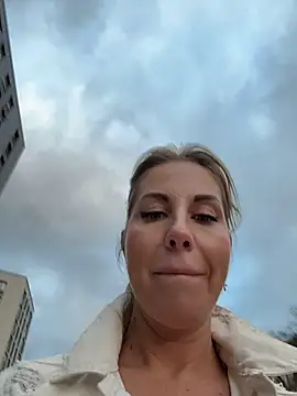 LisaMurr live sex cam