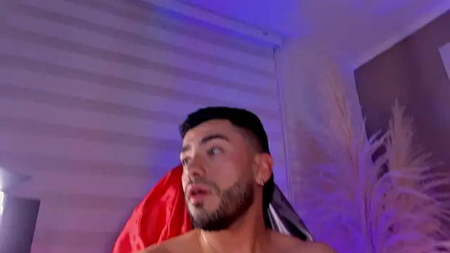 Alexander_Diazz webcam