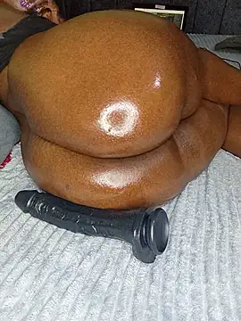 Prettyafricana webcam