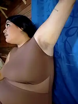 Quiara_18 webcam