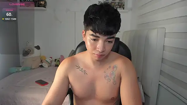 santy7v7 webcam
