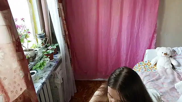 GoddessThumbelina live cam on StripChat