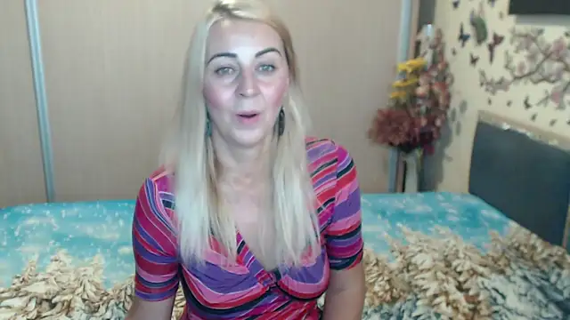 MirabelaSweet webcam