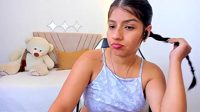 zara_cute webcam
