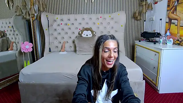 PlayfulShow webcam