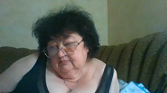 MilaSky5303 live cam on StripChat